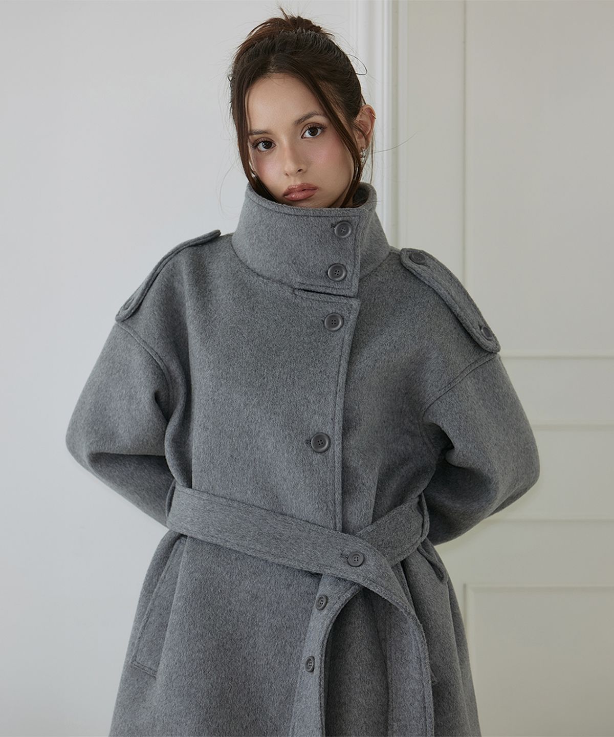 로제프란츠(ROSEFRANTZ) Belted Funnel-Neck Wool Half Coat [Gray]