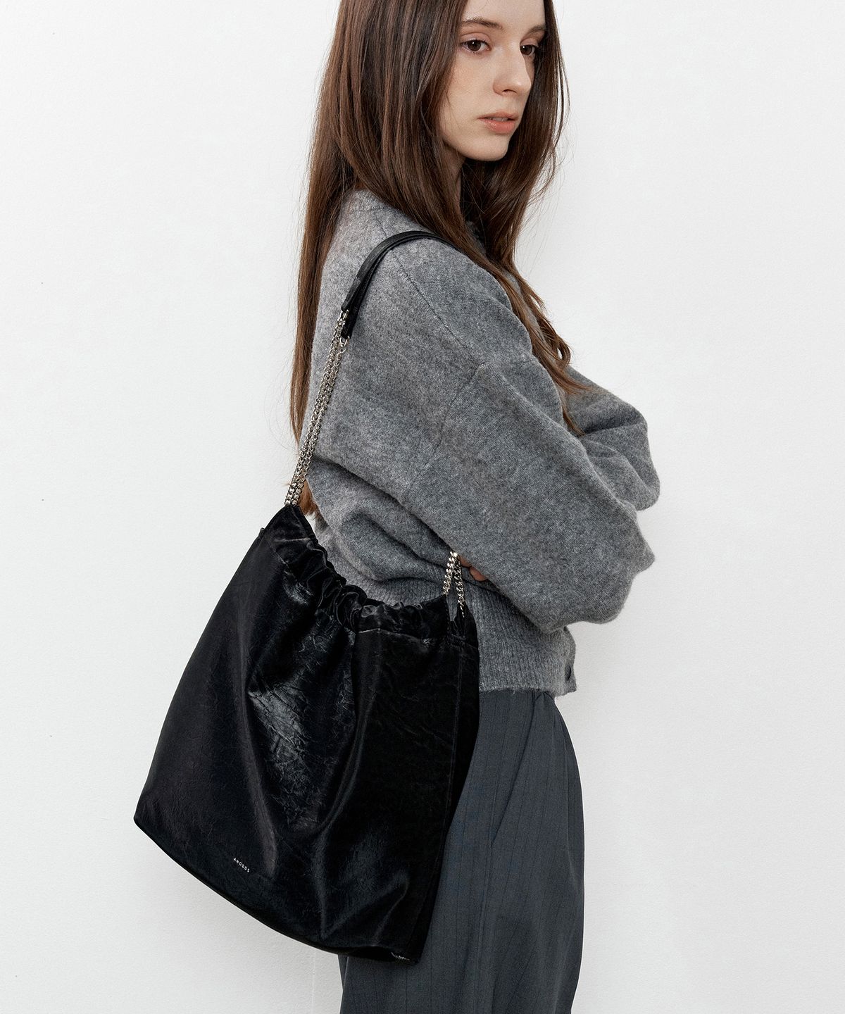 앤오즈(ANODDS) VELTA SHOPPER chain shoulder bag 2 color