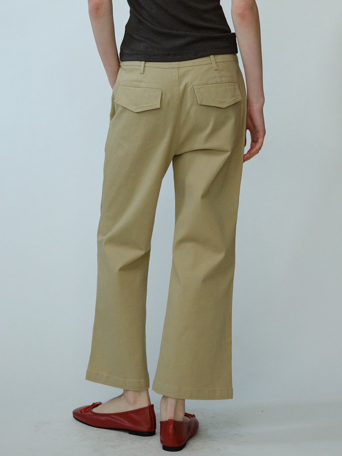 엘씨브이(LCVE) SEMI-FLARE ANKLE PANTS_BEIGE