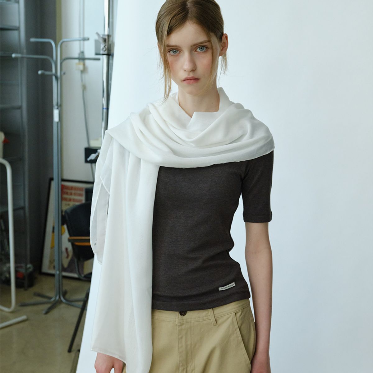 엘씨브이(LCVE) SEMI-FLARE ANKLE PANTS_BEIGE