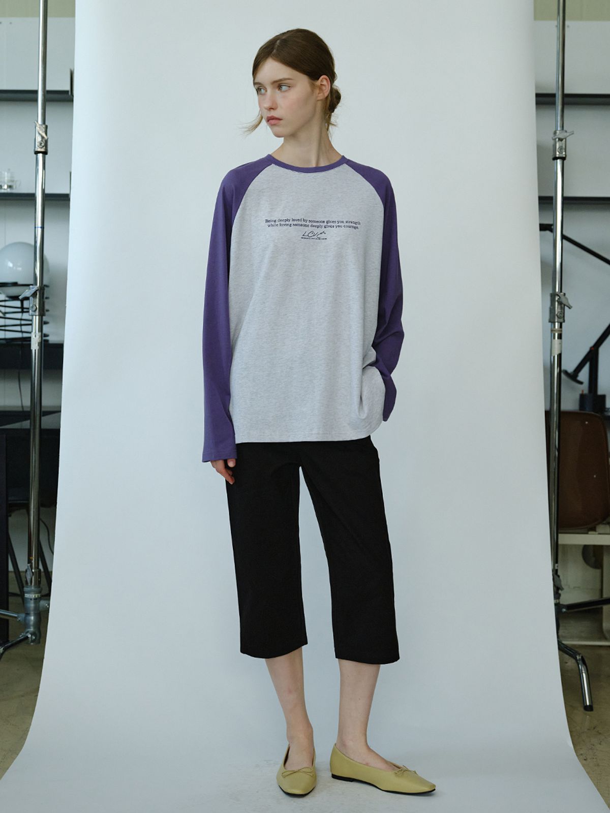 엘씨브이(LCVE) LETTERING GRAPHIC RAGLAN T-SHIRT_PURPLE
