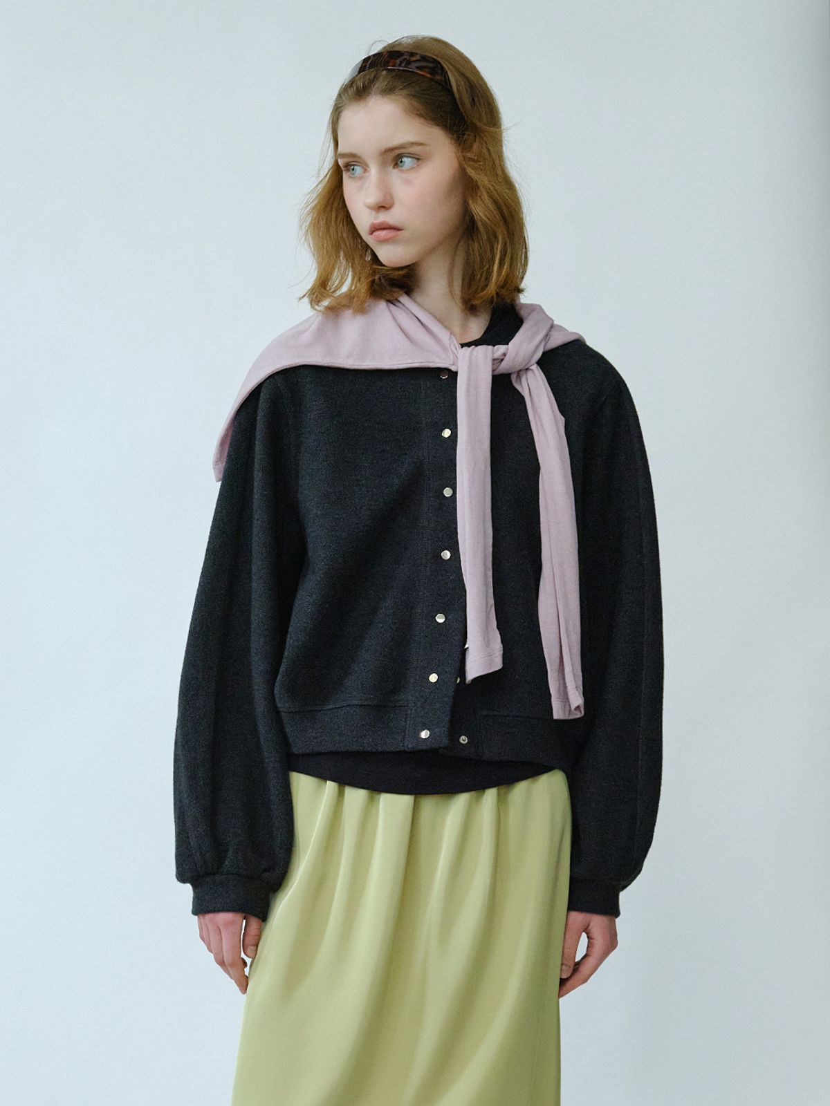 엘씨브이(LCVE) BUTTON BLUSON JUMPER_CHARCOAL