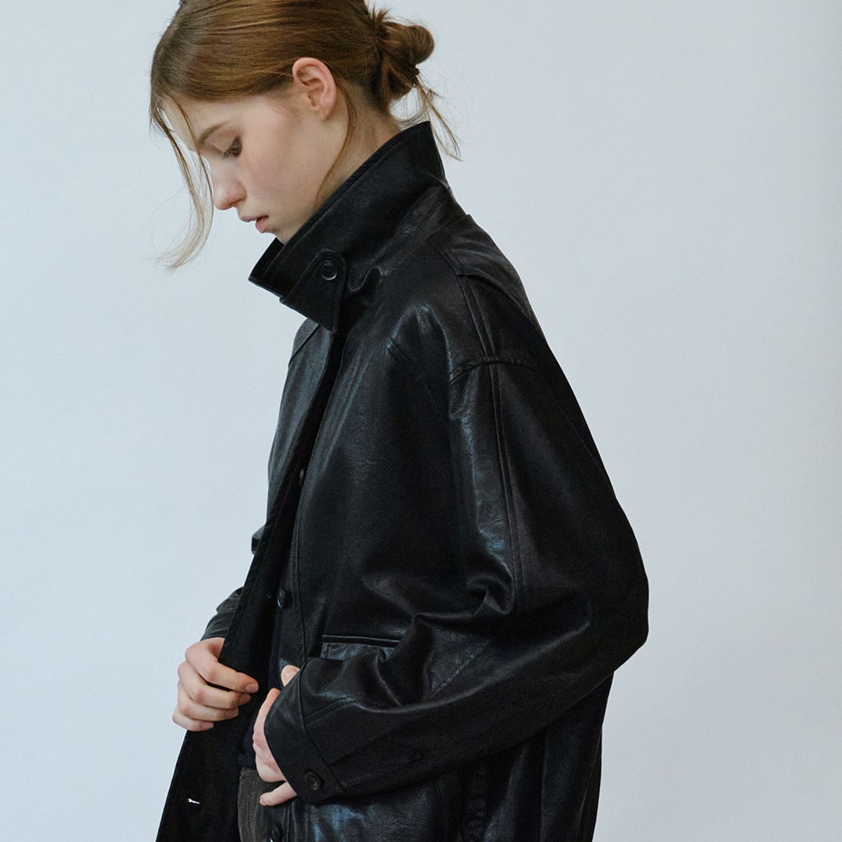 엘씨브이(LCVE) SOFT FAUX LEATHER JUMPER_BLACK