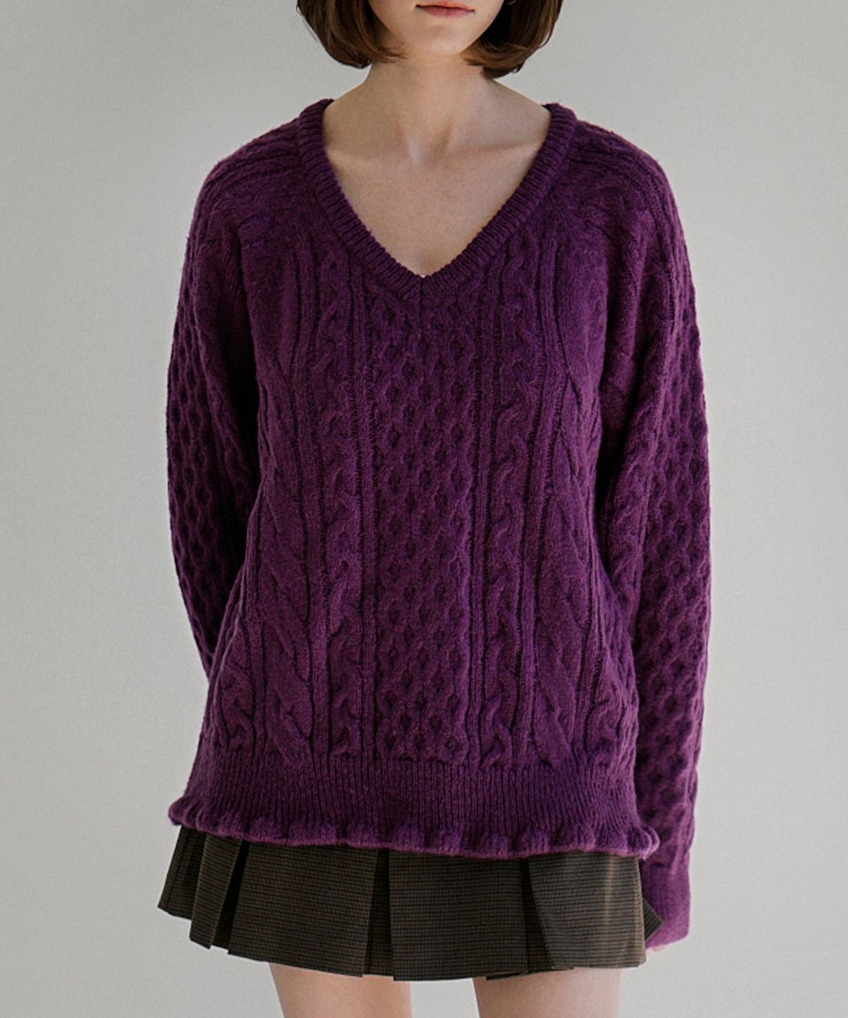 블레티(VLETI) Wool Mohair Cable & Bobble V-Neck Raglan Knit(purple)