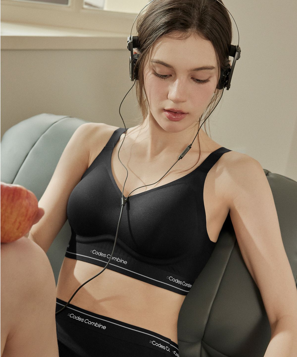 코데즈컴바인 이너웨어(CODES COMBINE INNERWEAR) 와이드 서포트 프리컷 스포츠 브라 팬티 세트