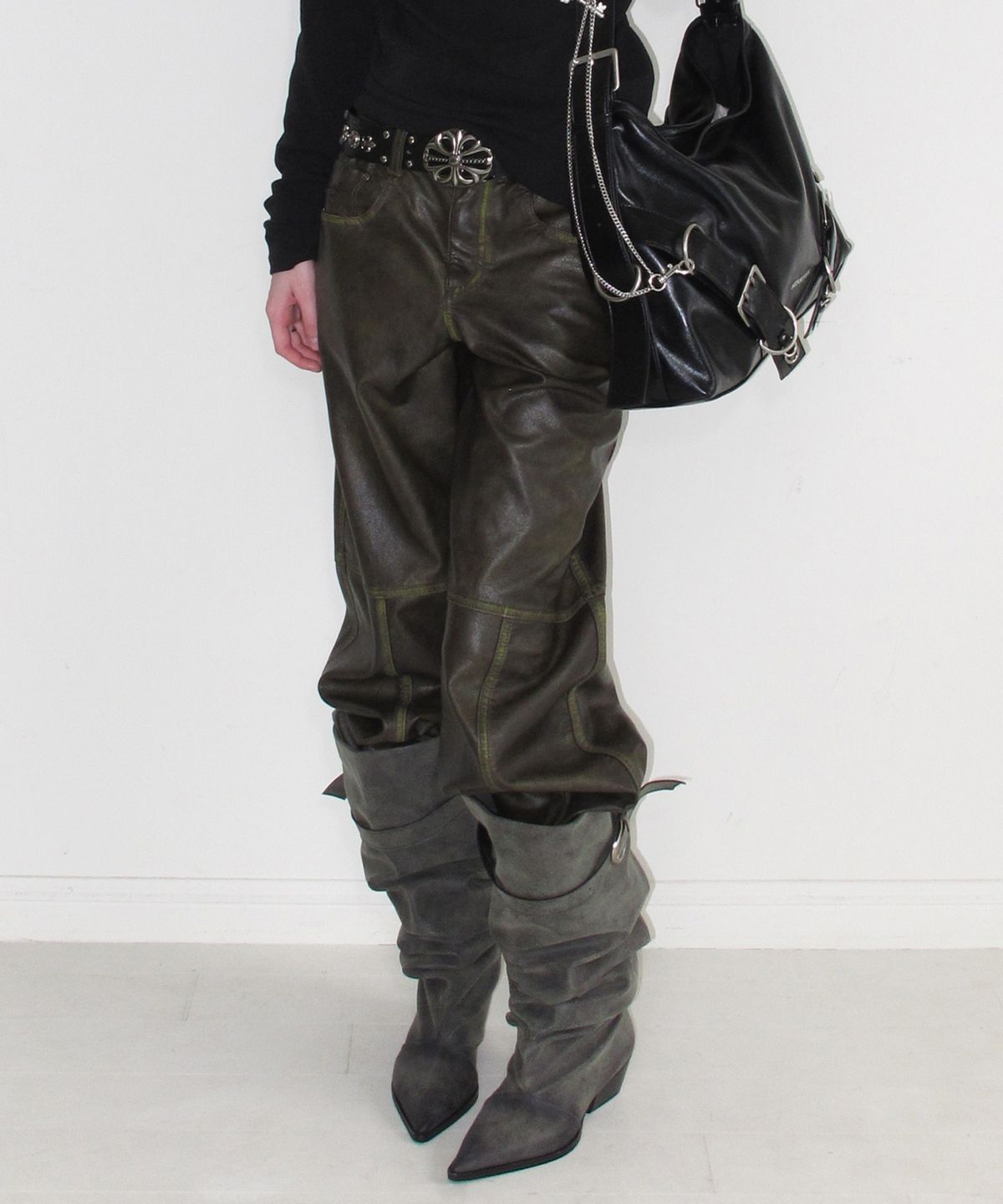 인스턴트펑크(INSTANTFUNK) WASHED LEATHER PANEL PANTS - BROWN