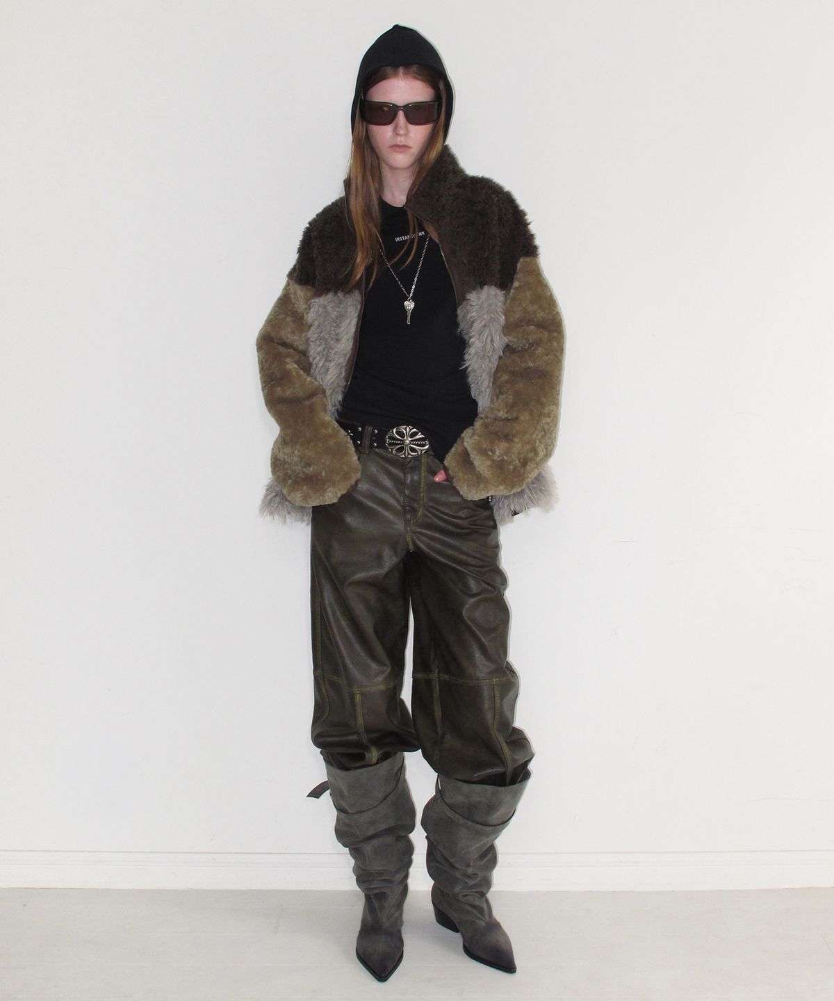 인스턴트펑크(INSTANTFUNK) WASHED LEATHER PANEL PANTS - BROWN