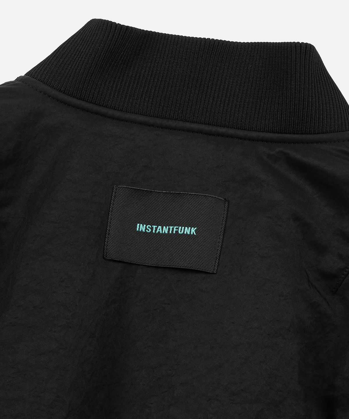 인스턴트펑크(INSTANTFUNK) CROPPED SHIRRING BOMBER JACKET - BLACK