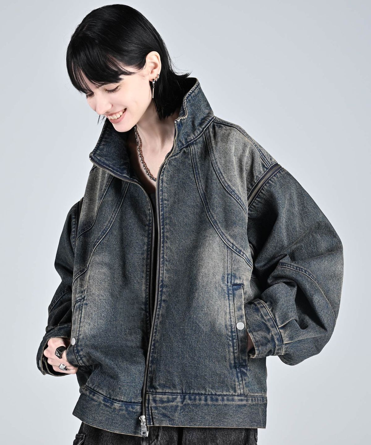 아들러(ADRER) 3way Zip Sleeve Blast Denim Blouson