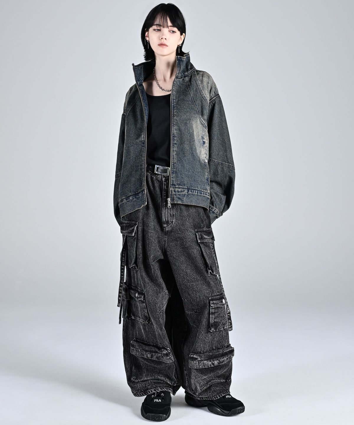 아들러(ADRER) 3way Zip Sleeve Blast Denim Blouson