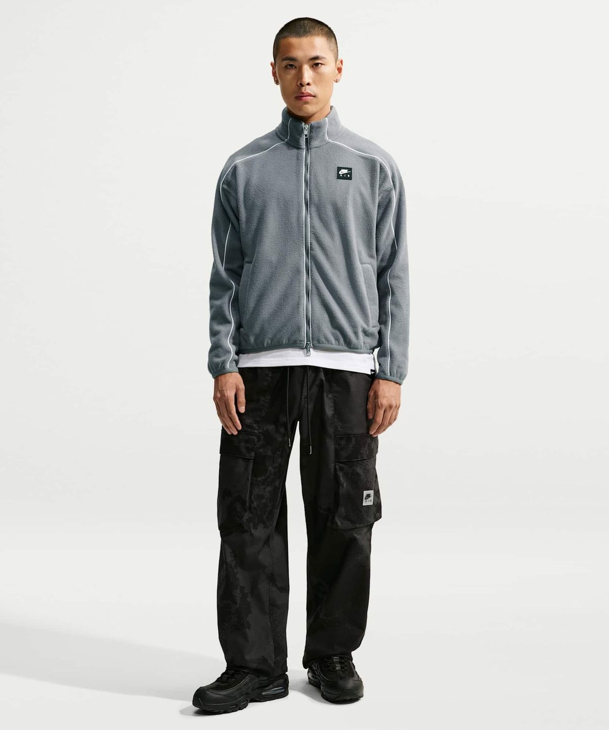 나이키(NIKE) 에어 써마 핏 트랙 재킷 M - 스모크 그레이:화이트 / IM5850-084