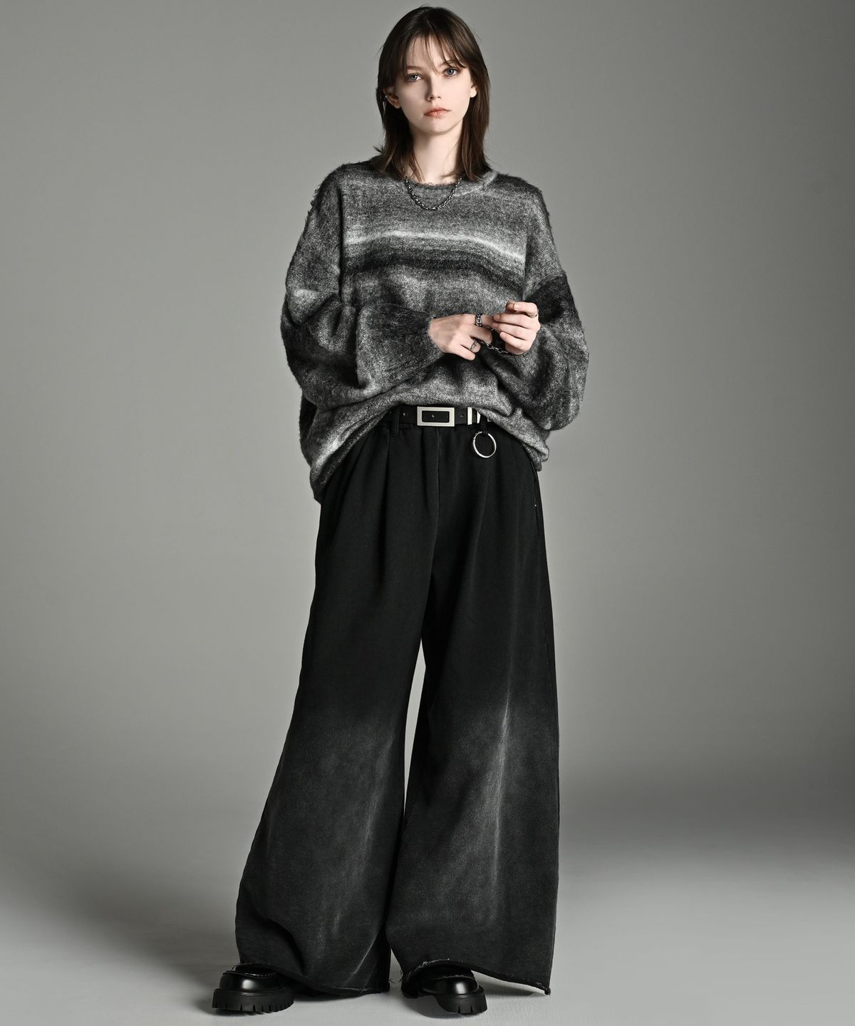아들러(ADRER) Premium Soft & Fluffy Knit