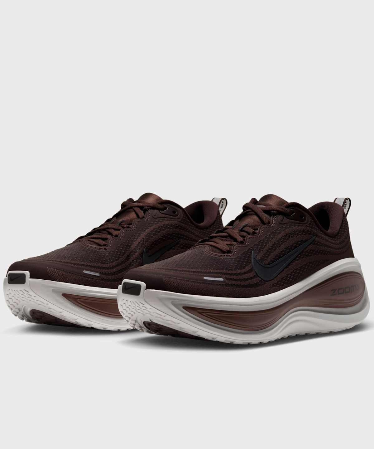 나이키(NIKE) 보메로 플러스 M - 바로크 브라운:팬텀:라이트 볼더:블랙 / HV8150-200
