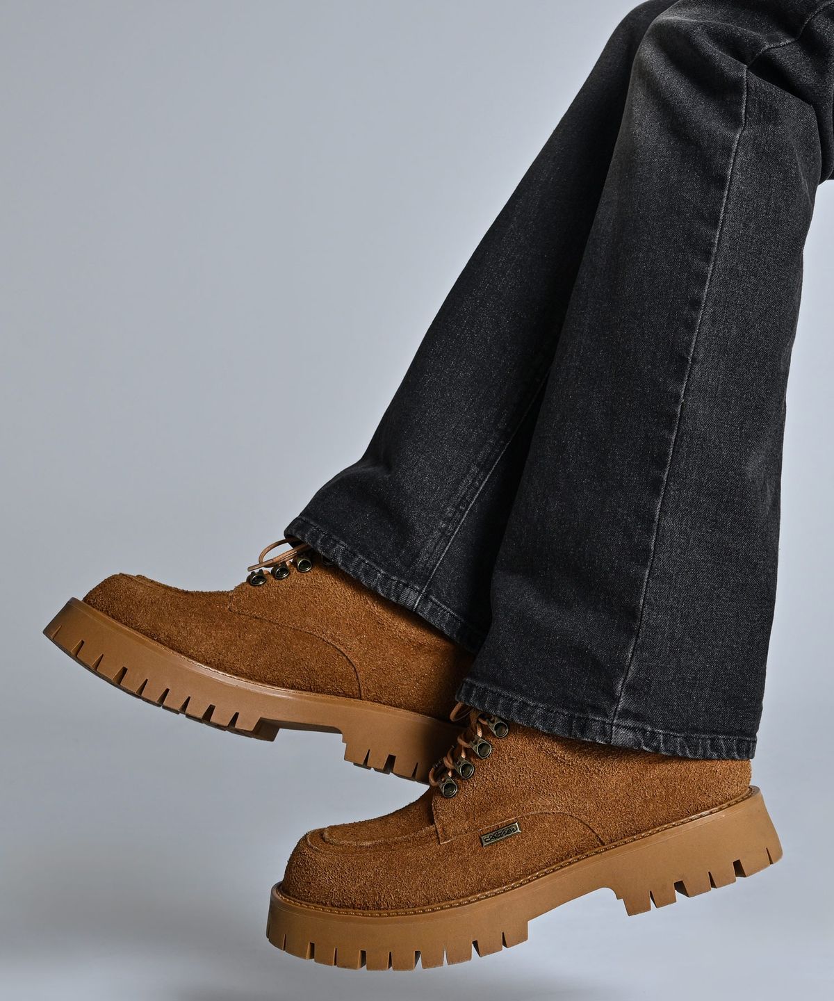 아들러(ADRER) High Sole Brushed Lace-Up Shoes