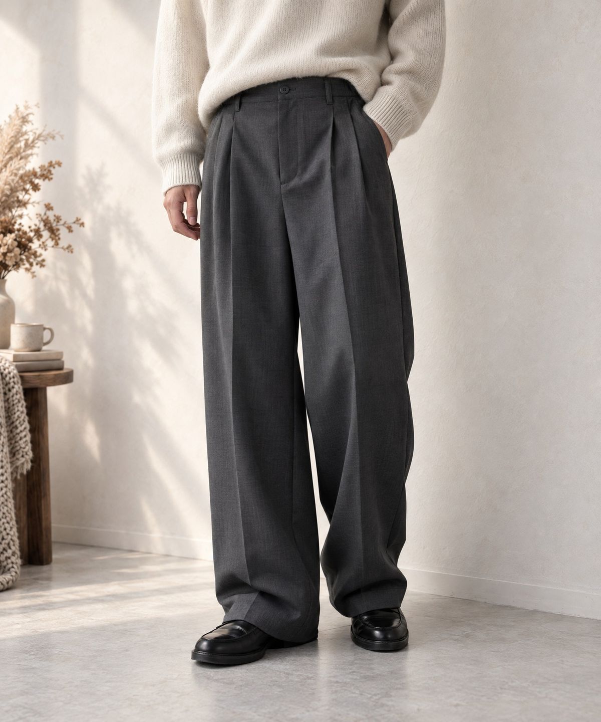 모노마트(MONO-MART) High-Twist Twill Center-Press Two-Tuck Wide Trousers