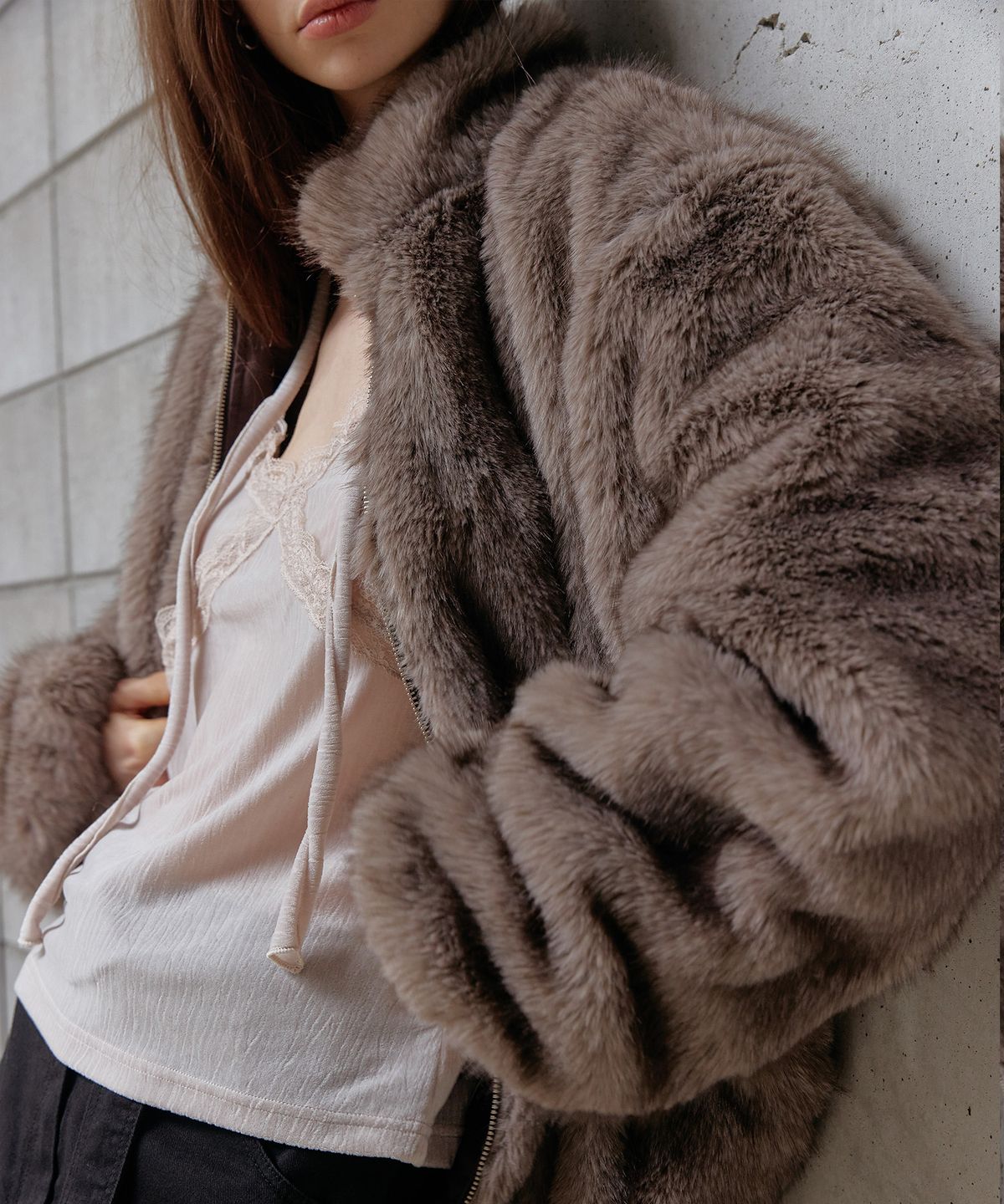 스르비(SELEVER) Mocha Reversible Fur Jacket_2 Color