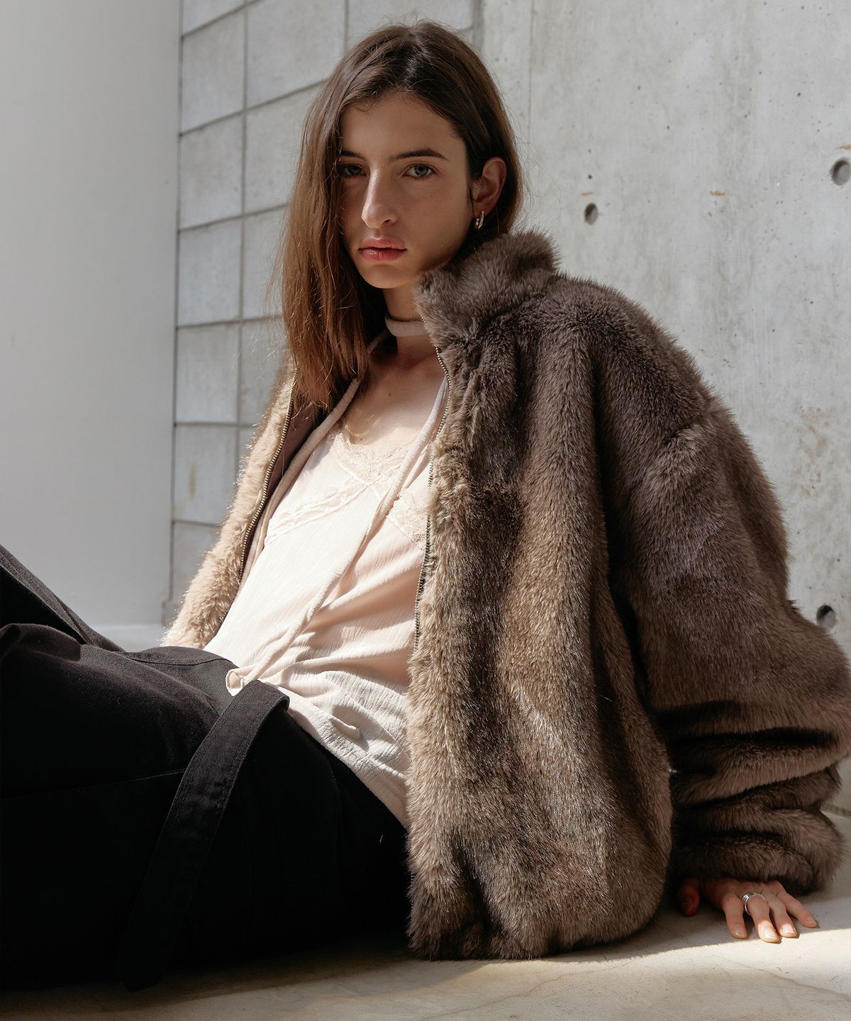 스르비(SELEVER) Mocha Reversible Fur Jacket_2 Color