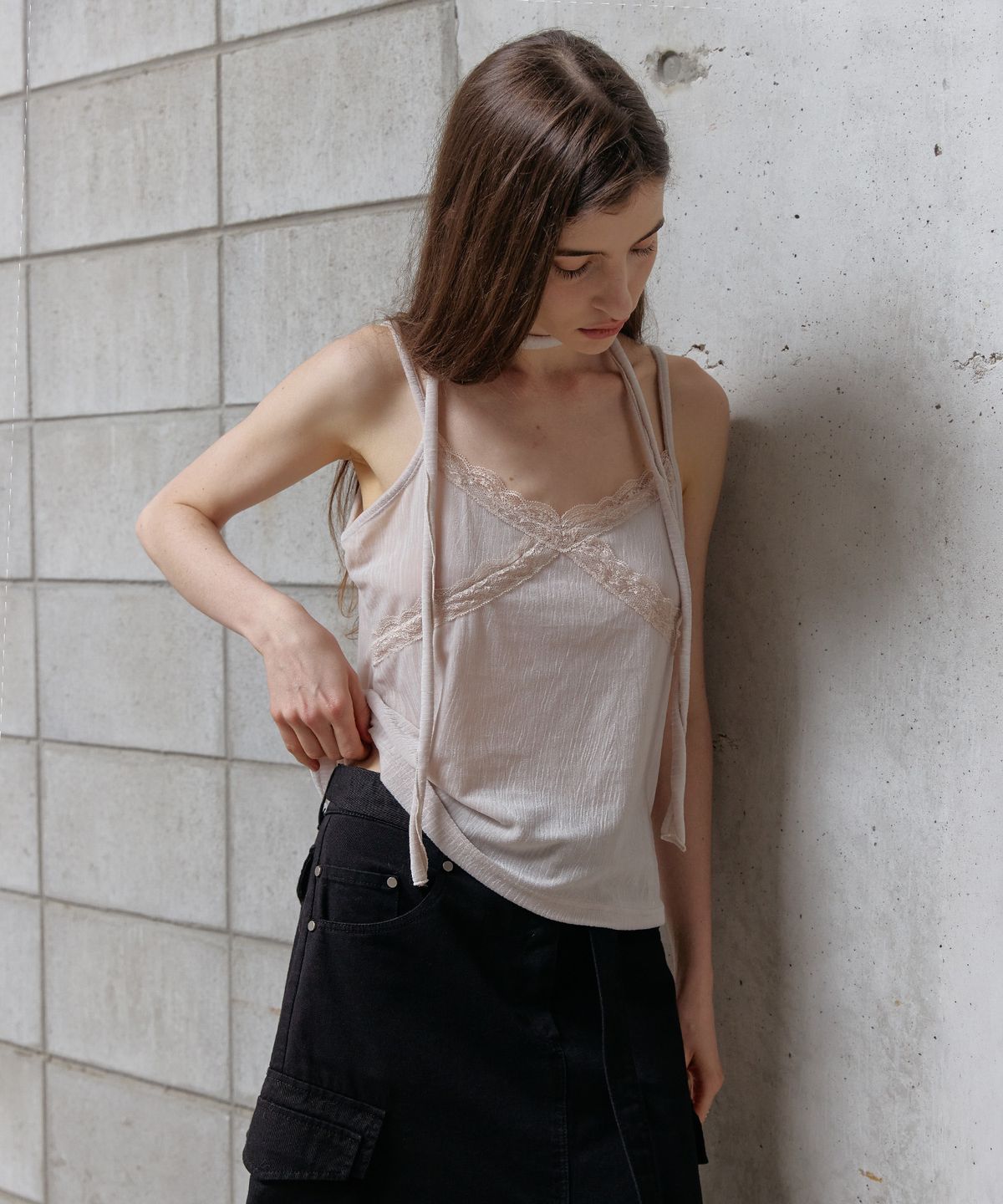 스르비(SELEVER) Velvet Lace Tie Camisole_3 Color