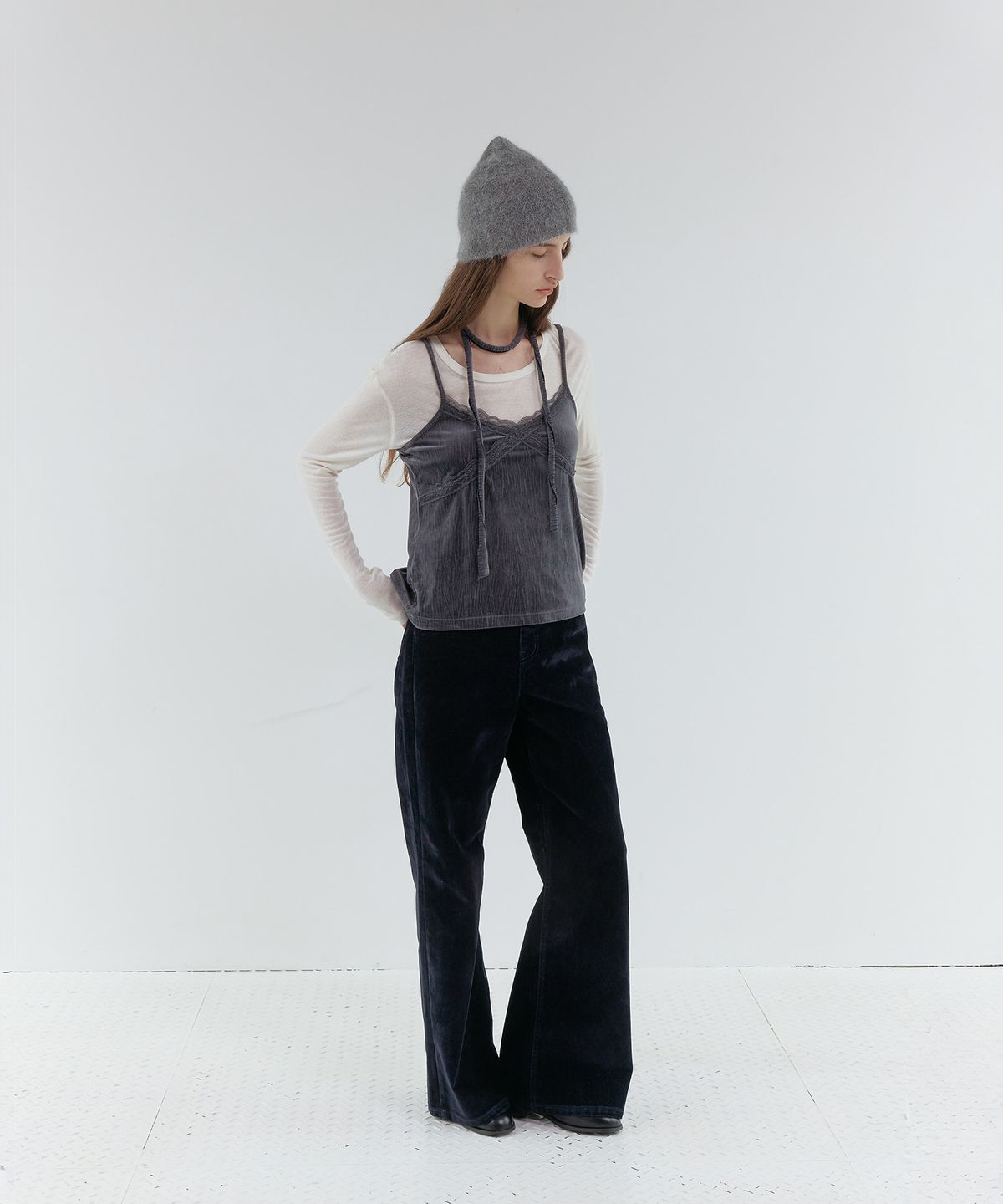 스르비(SELEVER) Velvet Lace Tie Camisole_3 Color