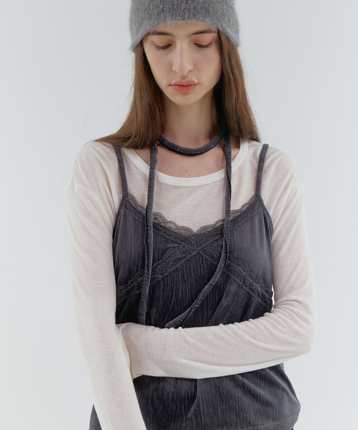 스르비(SELEVER) Velvet Lace Tie Camisole_3 Color
