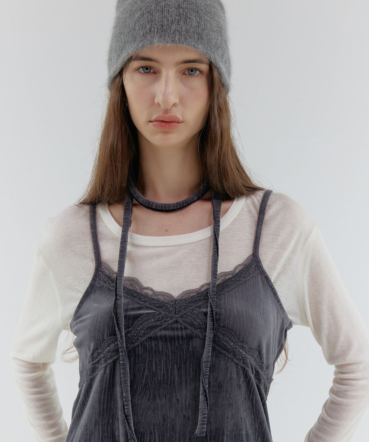 스르비(SELEVER) Velvet Lace Tie Camisole_3 Color