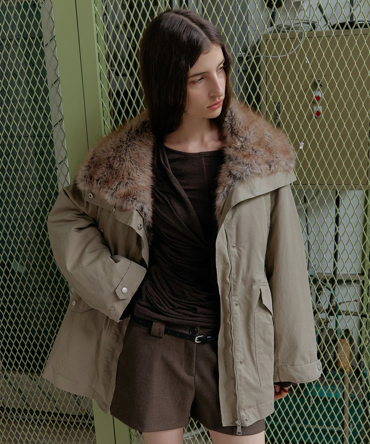 스르비(SELEVER) Shearling Fur Lined Field Jacket_2 Color