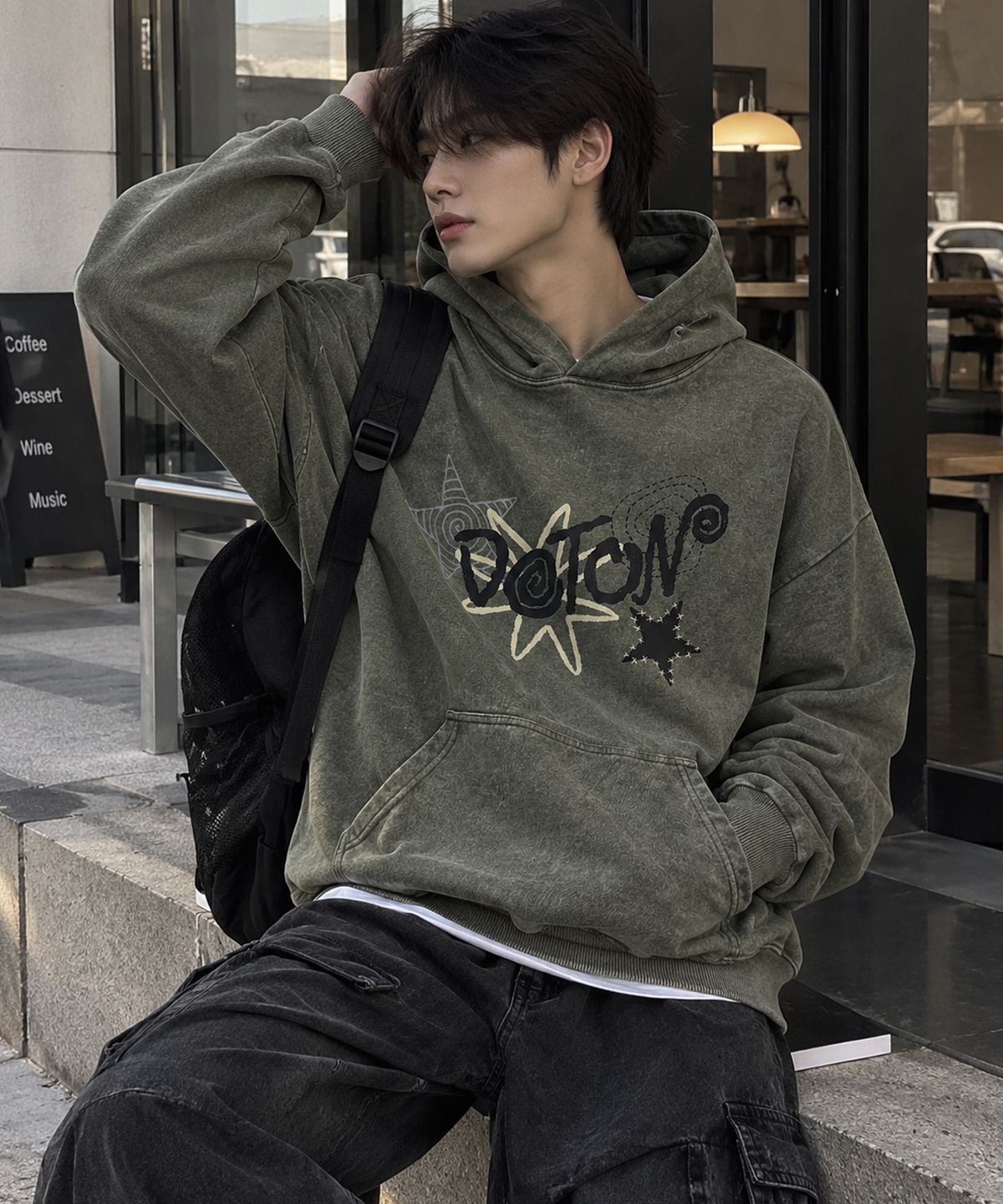 도톤(DOTON) DOODLE STAR ACID HOODIE (Black)