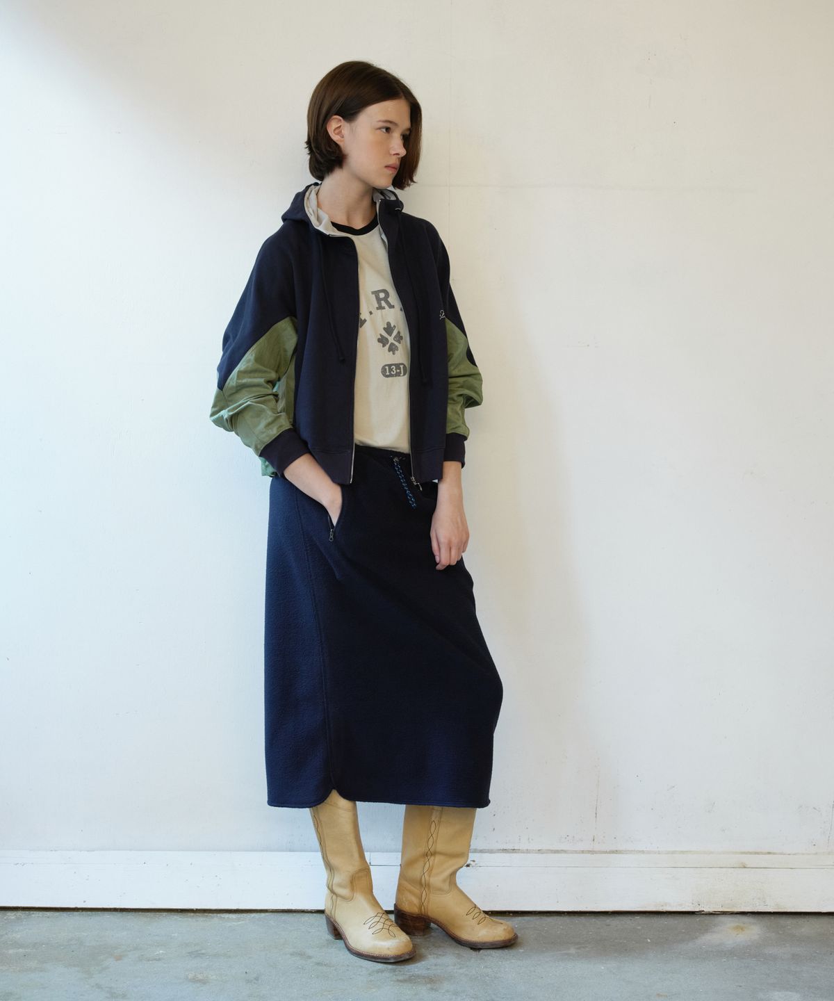 프리터(FRITUR) Arc Fleece Long Skirt Navy_F263SK09