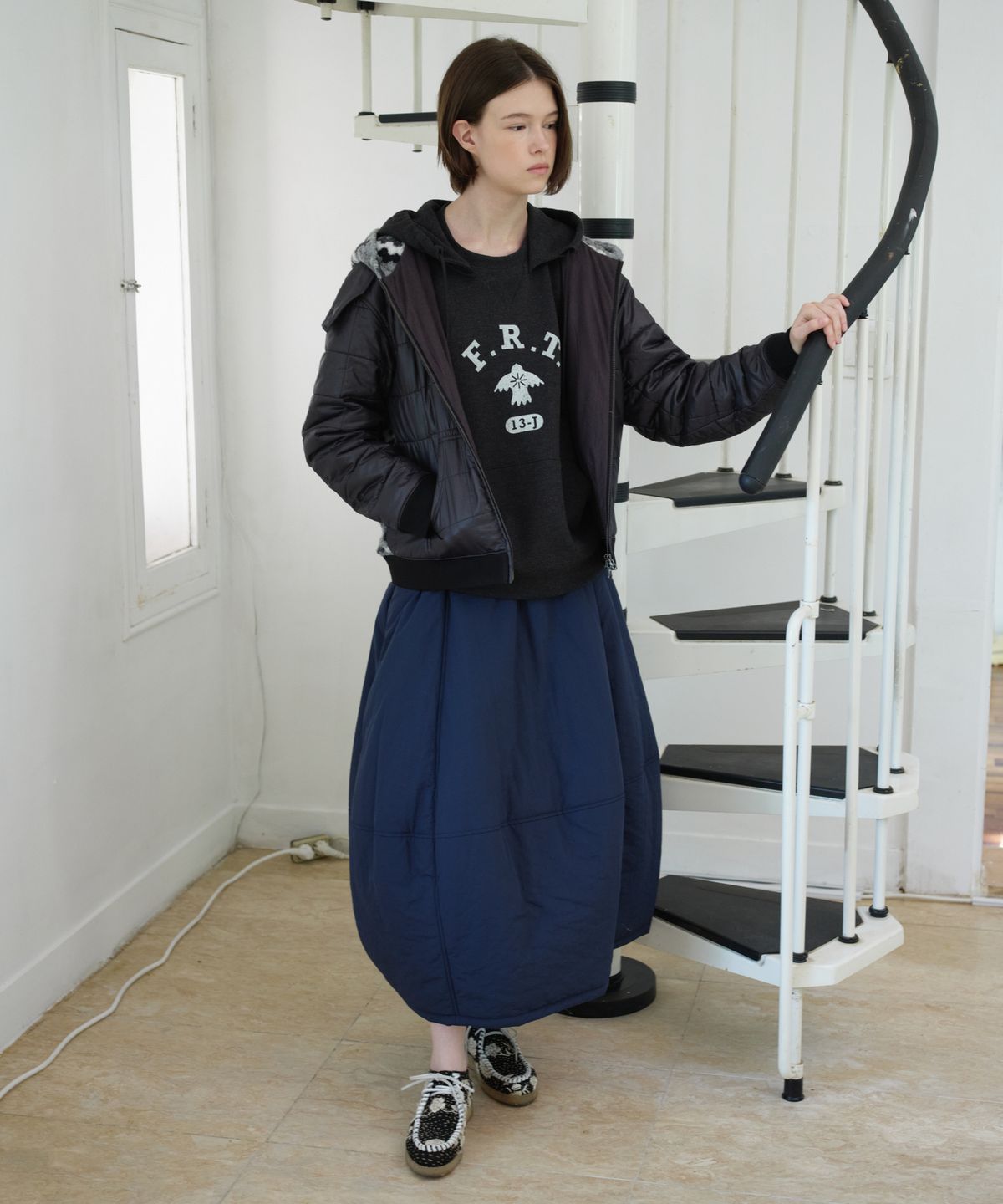 프리터(FRITUR) Quilted Crochet Hood Zip-Up Black_F263JP15