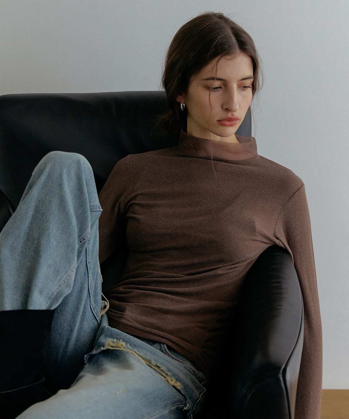 스르비(SELEVER) Aven Angora Sheer Turtleneck Tee_4 Color