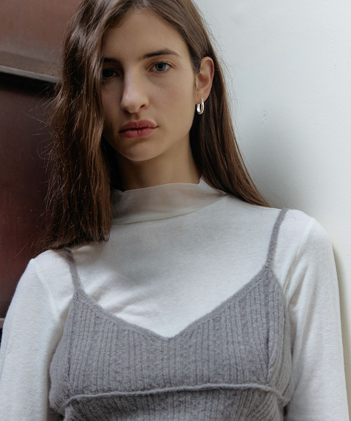 스르비(SELEVER) Aven Angora Sheer Turtleneck Tee_4 Color
