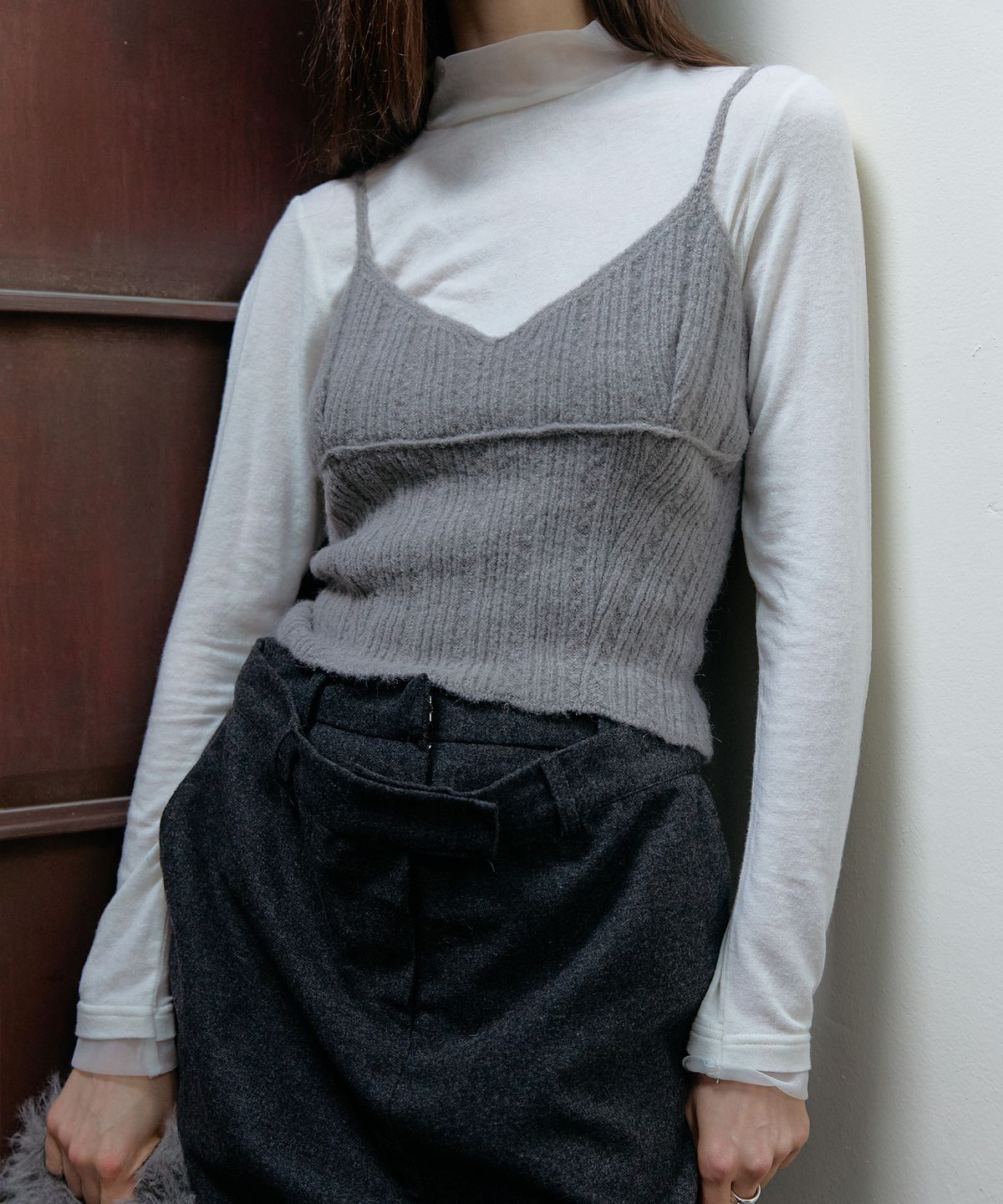 스르비(SELEVER) Aven Angora Sheer Turtleneck Tee_4 Color