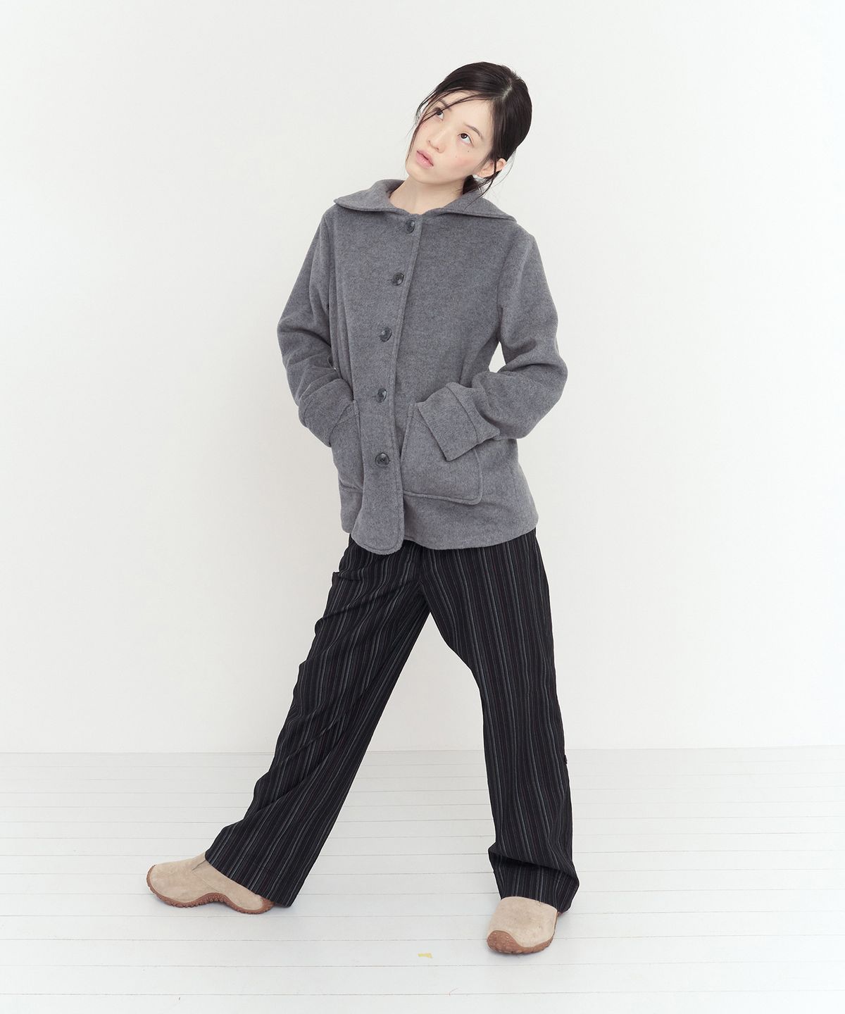 무음(MUWM) 케이프 칼라 하프 코트 Cape Collar Half Coat (Soft Gray)