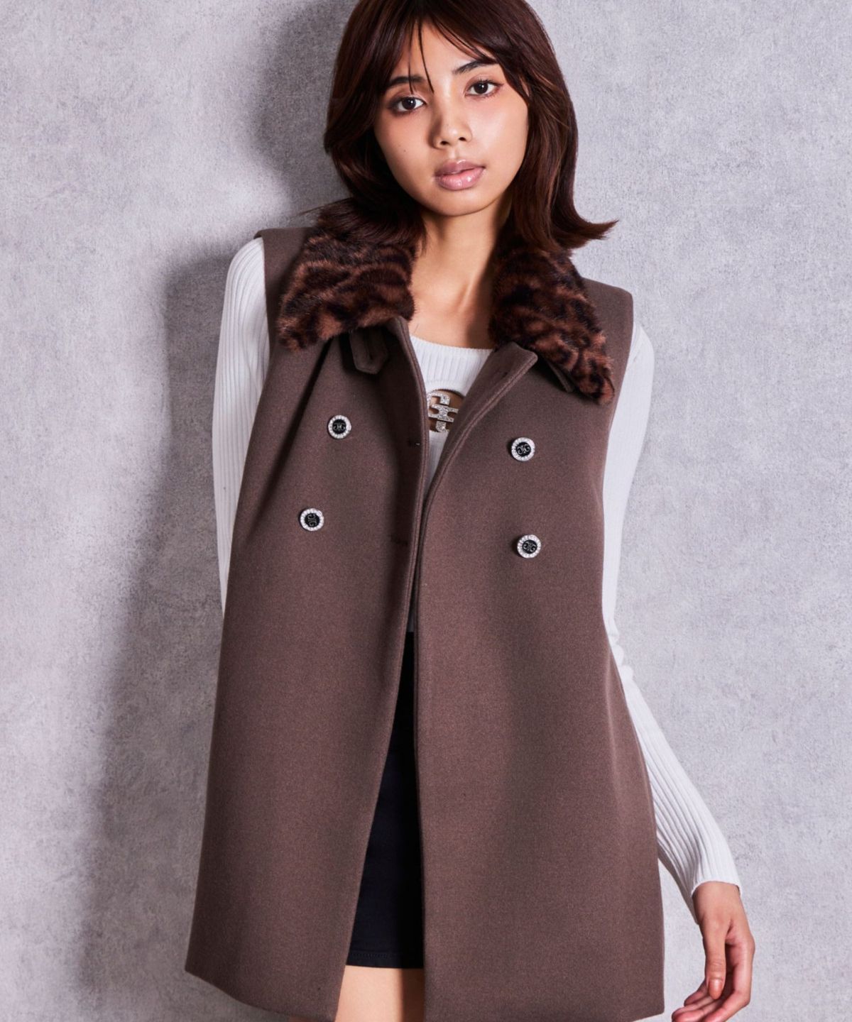 제이다(GYDA) Symmetry GYDA 3way Faux Fur Cape Coat