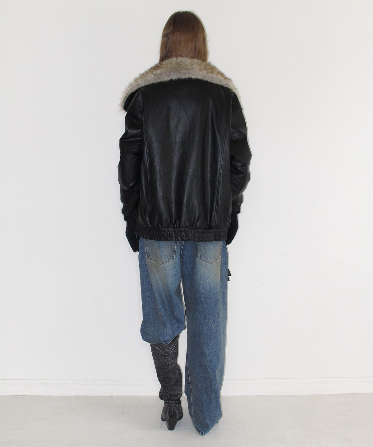인스턴트펑크(INSTANTFUNK) REVERSIBLE HIGH NECK FUR JUMPER - BLACK