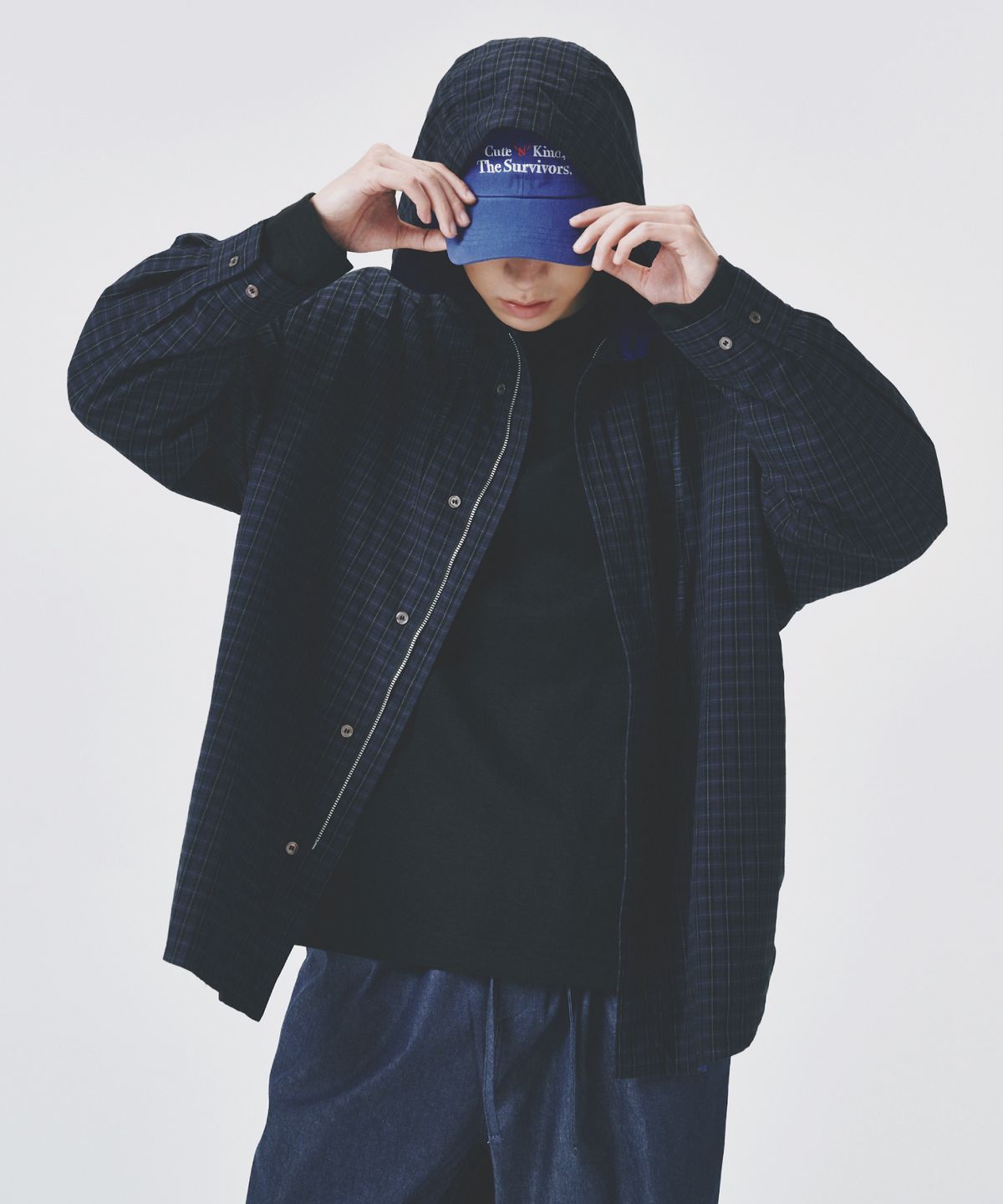 콜드블랭킷(COLD BLANKET) 큐트 앤 카인드 레터링 볼캡 블루