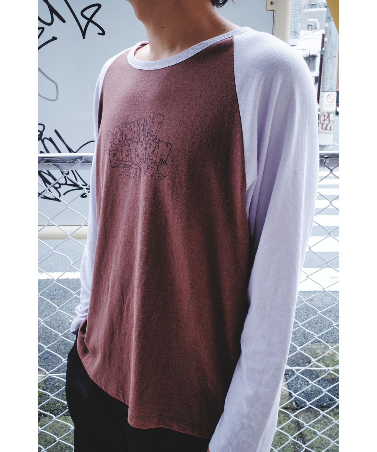 1011갤러리(1011 GALLERY) Rohheit Return Raglan Long Sleeve - Brown/Lavender