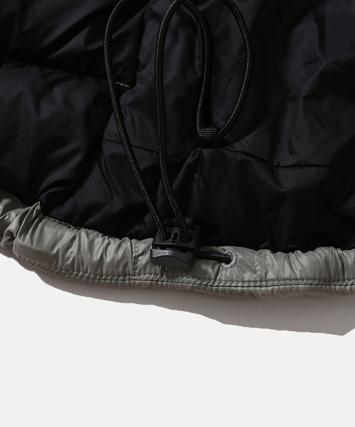모이프(MOIF) [AW26] LIGHTWEIGHT THERMAL PARKA / SAGE GREEN