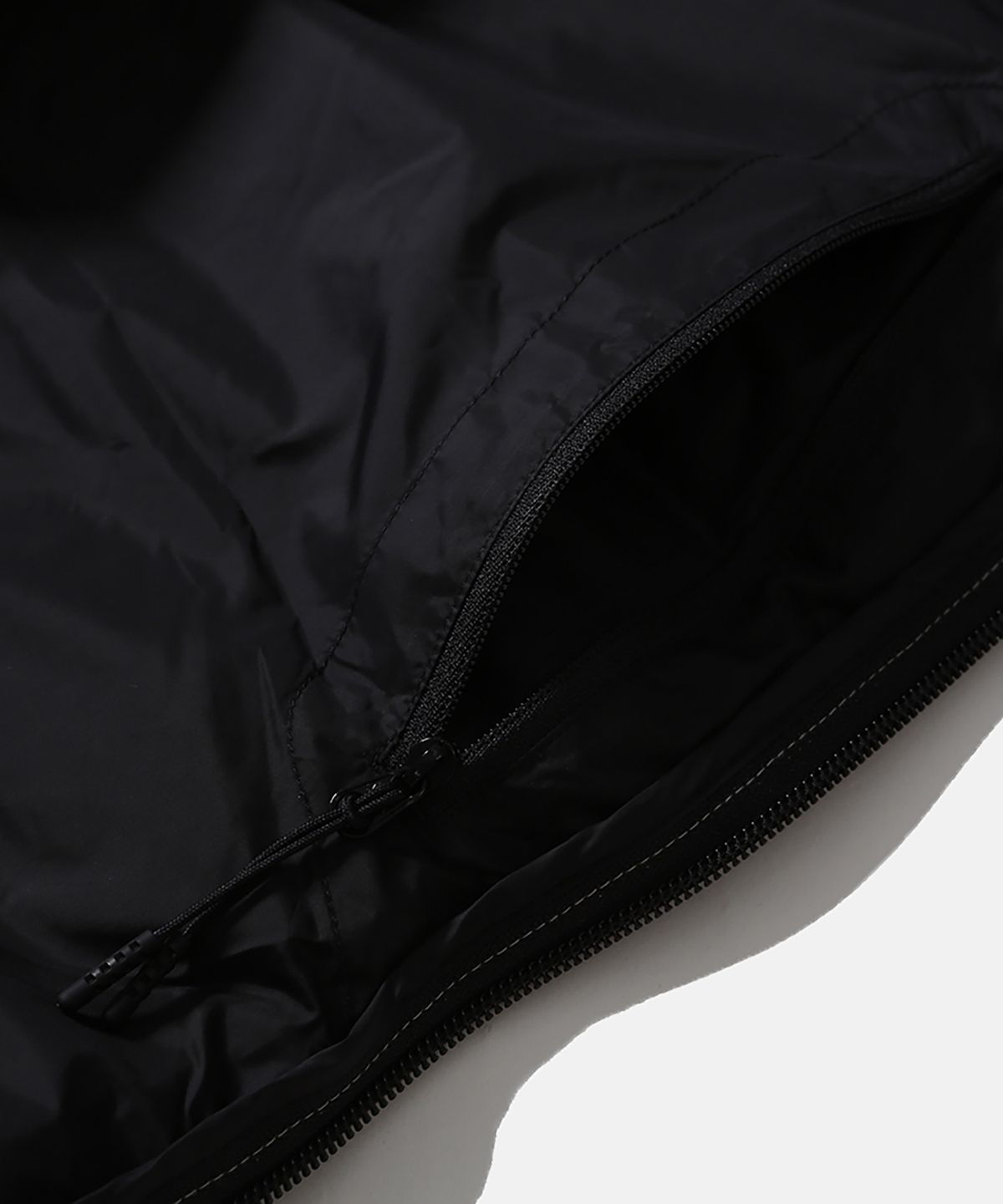 모이프(MOIF) [AW26] LIGHTWEIGHT THERMAL PARKA / SAGE GREEN
