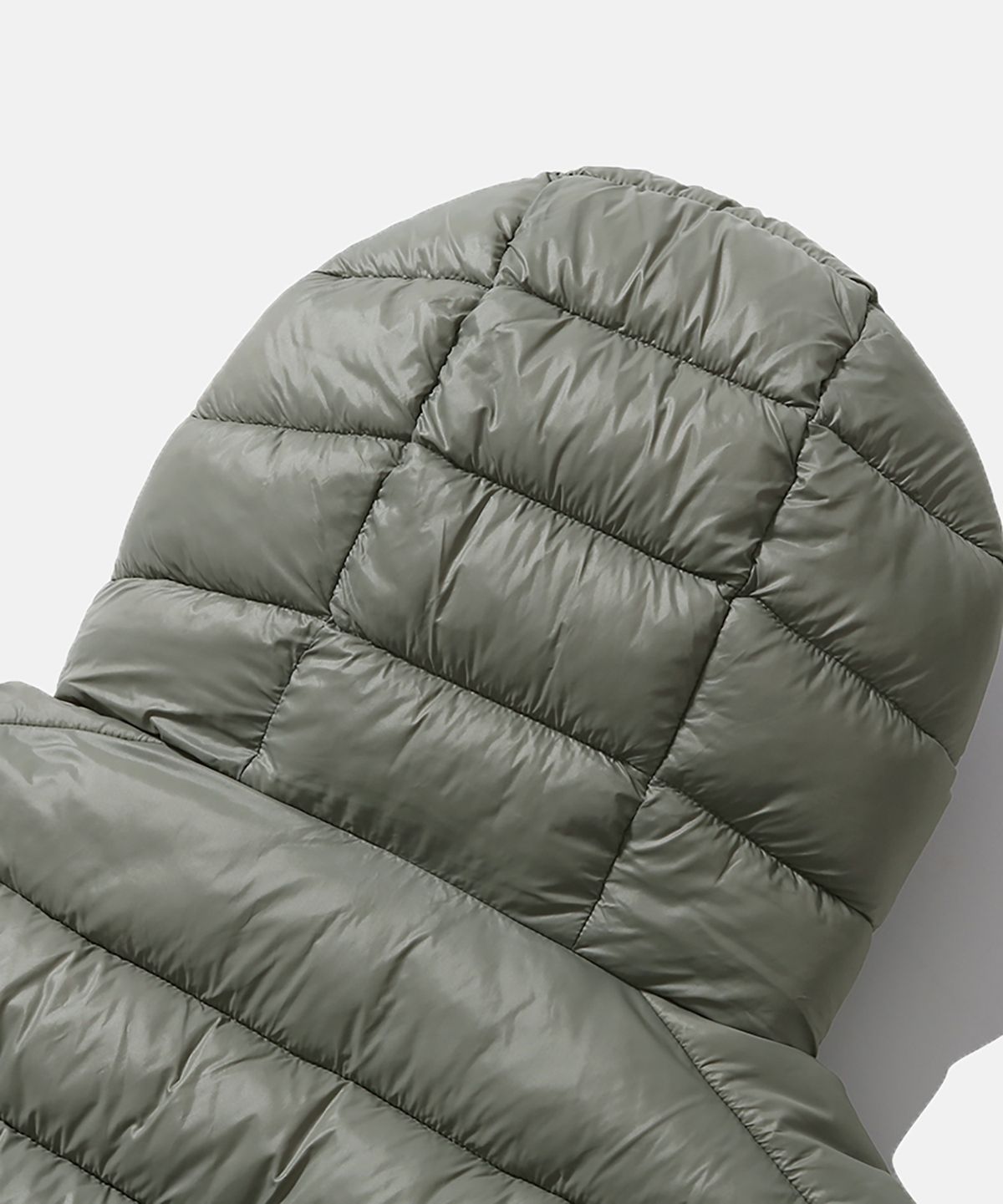 모이프(MOIF) [AW26] LIGHTWEIGHT THERMAL PARKA / SAGE GREEN