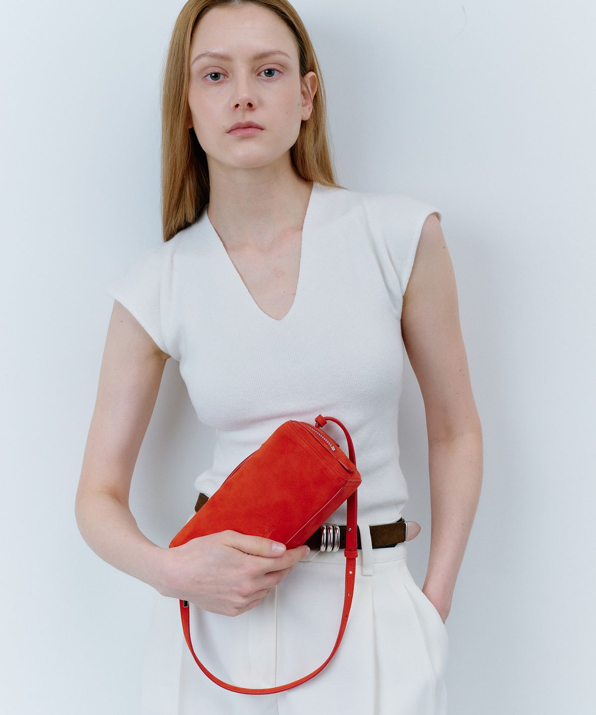 코이무이(KOIMOOI) Pause Tote Bag (Red Suede)
