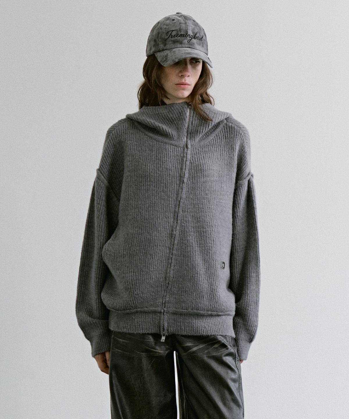 트리밍버드(TREEMINGBIRD) Diagonal Zip-up Knit Hoodie [ Gray ]