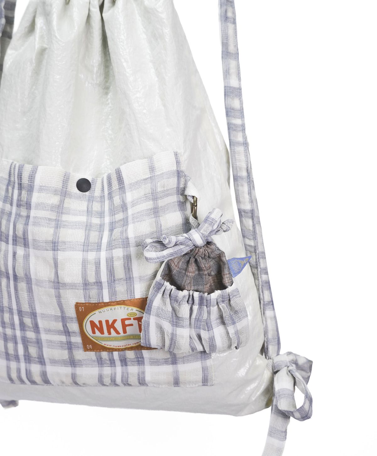 누크피터(NUUKFITTER) SHINING MINI BAG KEY RING [IVORY]샤이닝 미니백 키링 아이보리