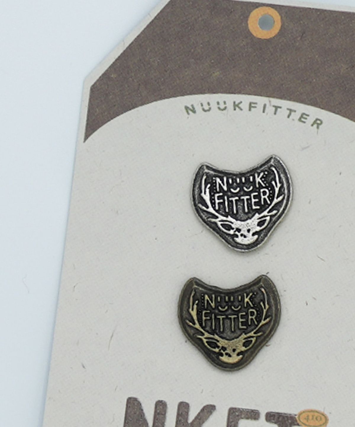 누크피터(NUUKFITTER) VINTAGE BADGE 빈티지 금속 핀뱃지