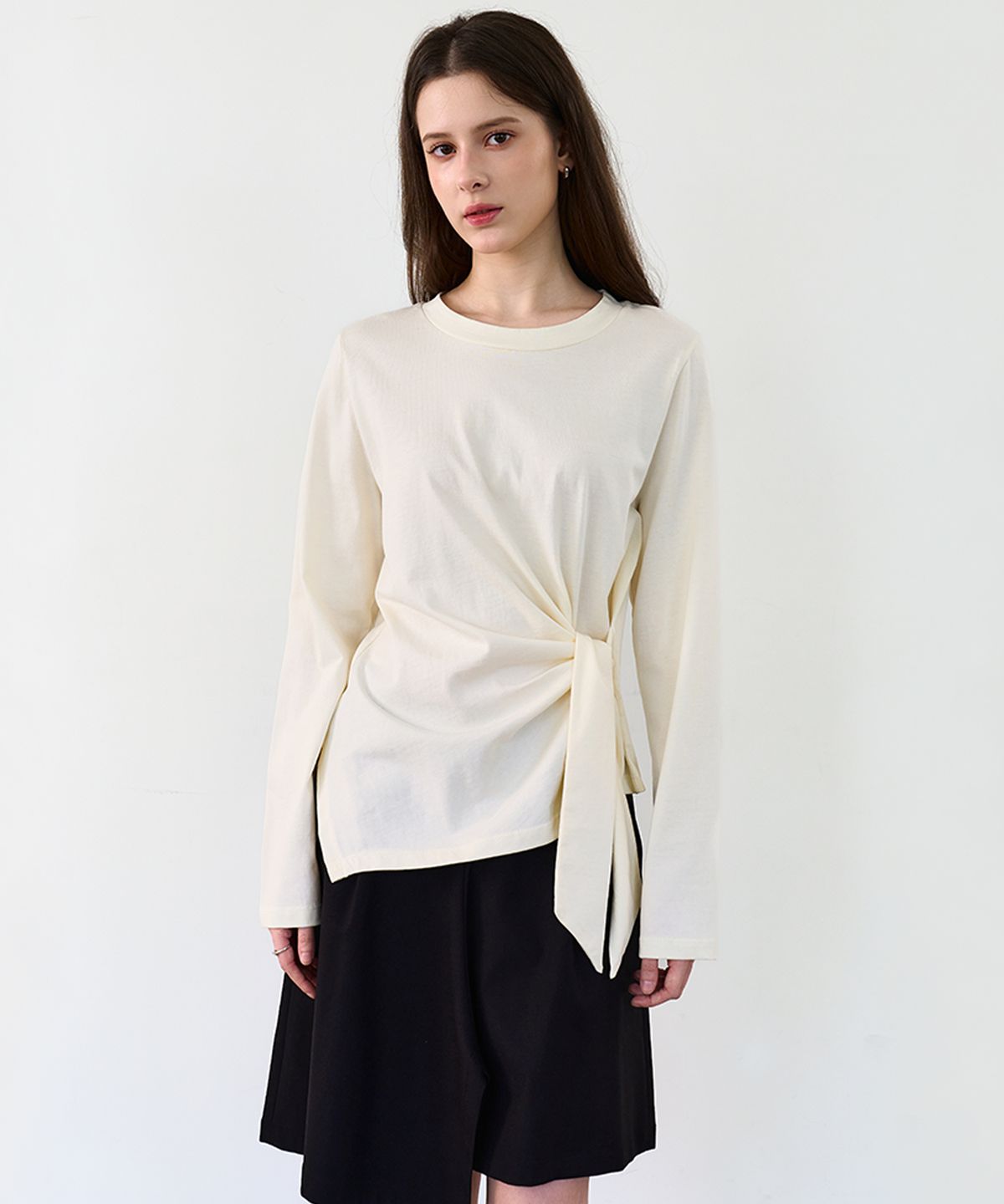 르이엘(LE YIEL) Waist Tie T-Shirt_Ivory 웨이스트 타이 티셔츠_아이보리