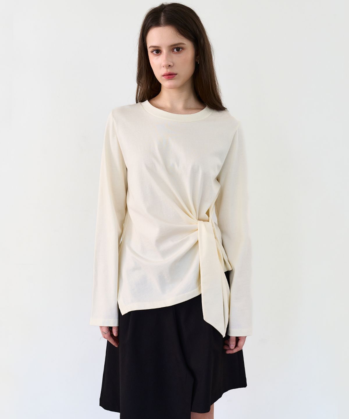 르이엘(LE YIEL) Waist Tie T-Shirt_Ivory 웨이스트 타이 티셔츠_아이보리