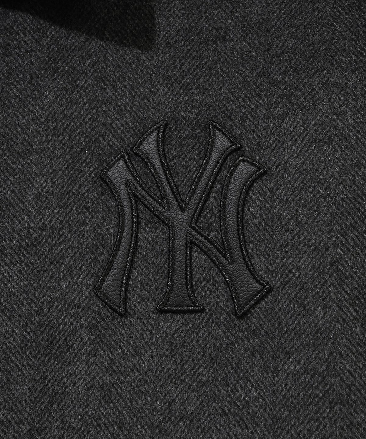 뉴에라(NEW ERA) MLB 뉴욕 양키스 헤링본 코치 재킷 블랙 15393768