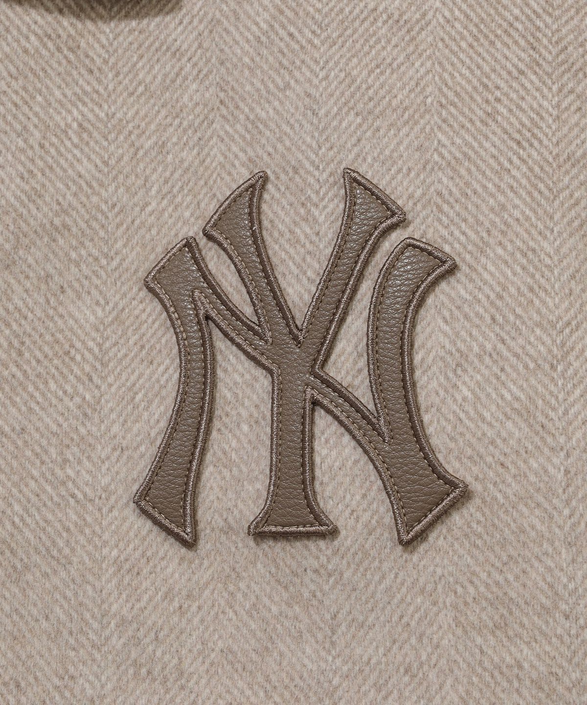 뉴에라(NEW ERA) MLB 뉴욕 양키스 헤링본 코치 재킷 베이지 15393769