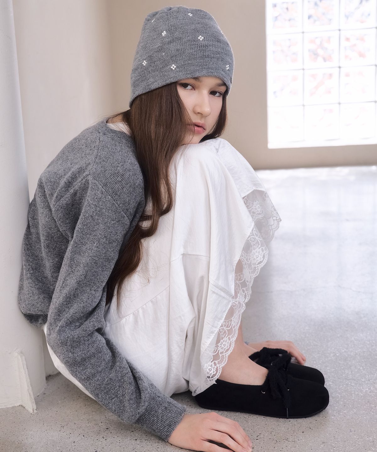 세스띠(CESTI) 뮤즈 스웨이드 레이스업 플랫 (BLACK)