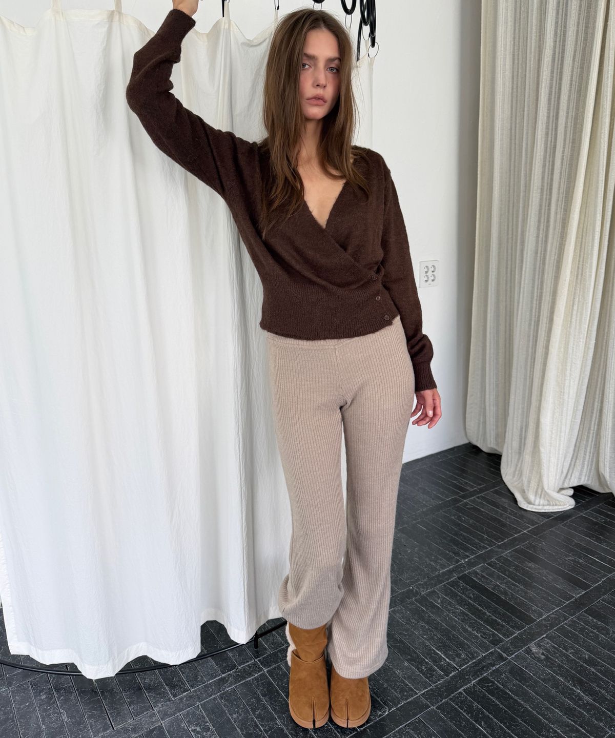 아수라(ASURA) WARM KNIT BOOTCUT PANTS (BEIGE)